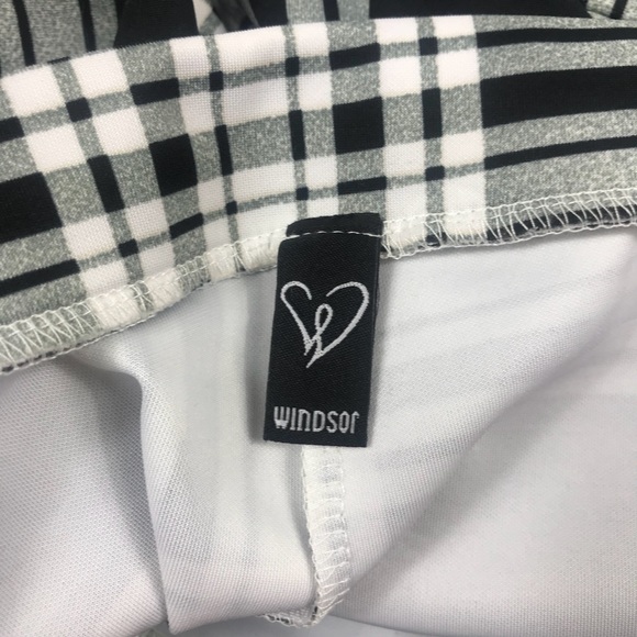 🍒Plaid skort black white size medium - Picture 4 of 5